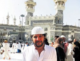 Nihat Doğan... TAKKE VE İHRAMLI NİHAT!..