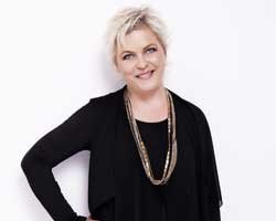 Nurseli İdiz... YENİDEN DOĞUYOR