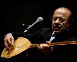 Neşet Ertaş... TÜRKÜLERİ OPERADA!