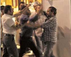 Uğur Polat... ÇORBACIDA KAVGA!