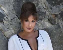 Nükhet Duru... KOZASINDAN ÇIKIYOR!