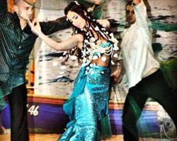 DENİZ KIZI VE SİYAH İNCİ BÜYÜLEDİ!