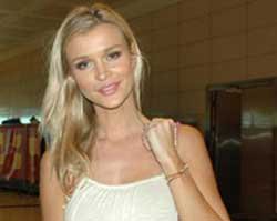 Joanna Krupa... SEKSİ MODEL İSTANBUL'DA