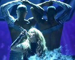 Jennifer Lopez... LİZBON'DA 20 BİN KİŞİYE KONSER VERDİ!