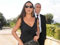 Hülya Avşar... "DERİN DÜŞÜNCE" FİLMİNİ PSİKOLOGLARA BİREYSEL OLARAK  İZLETTİRMİŞ!