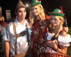 Wilma Elles... MEMLEKET HASRETİNİ GİDERDİ!