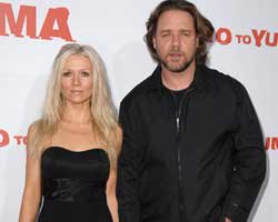 ÜNLÜ ÇİFT AYRILDI!