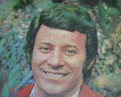 Güneri Tecer... ALATURKA MÜZİĞİNİN KAYIP YILDIZI MUHTEŞEM BİR ALBÜMLE DÖNÜYOR!