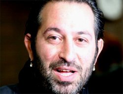 Cem Yılmaz...DELİRMEKTEN KORKUYORMUŞ!