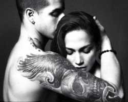 Jennifer Lopez... GENÇ SEVGİLİSİ İLE YILDÖNÜMÜNLERİNİ TWİTTERDA KUTLADILAR!