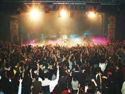 ÖZLENİLEN SESLER "ÖZLEDİKLERİMİZ" KONSERLERİYLE GERİ DÖNÜYORLAR!