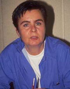 Fatma Girik...BODRUM'DA 
TUVALET KRİZİ!