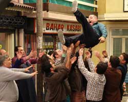 'Seksenler'... ŞAHİN ASKERE GİDİYOR!