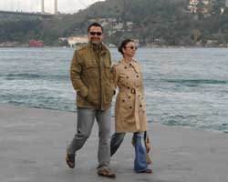 Atilla Saral-İnci Türkay... ROMANTİK YÜRÜYÜŞ!