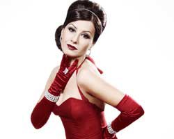 Nalan... 'MAVİ BONCUK' İLE ÖZÜNE DÖNÜYOR!