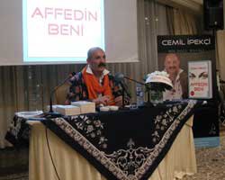 ÖNCE KİTABINI TANITTI SONRA PİSTTE COŞTU!