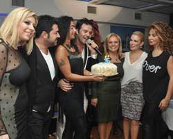 İsmail Özkan...  YENİ YAŞINI ALATURKALI GECELERDE KUTLADI!