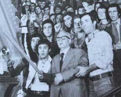 'HABABAM SINIFI' BU VEFASIZLIĞI VE SAYGISIZLIĞI HAK ETMİYOR...