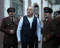 'Karadayı'... TÜRKİYE ONA KİLİTLENDİ!