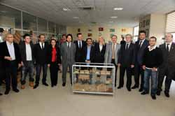 ÜNLÜ İSİMLER DÜNYA ENGELLİLER GÜNÜ'NDE GÖZYAŞLARINA BOĞULDULAR...