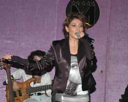 İSTANBUL GECELERİNDE  İNTİZAR ŞOV!