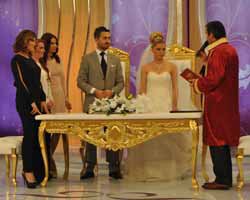 Esra Erol da Evlen Benimle'... BİR MUTLU SON DAHA!