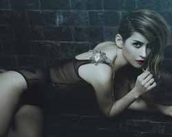 Aynur Aydın... RİHANNA'YA RAKİP OLDU!