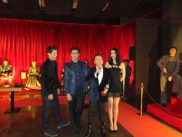 Takıntı? BALMUMU MÜZESİNDE FİLM GALASI!