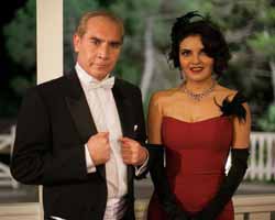 Göksel...  ATA'NIN HUZURUNDA TANGO SESLENDİRDİ!