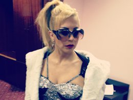 Zeynep Dizdar... Aaaaaa AYNI LADY GAGA!