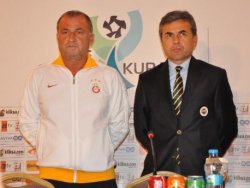FUTBOLUN USTALARI KİTAP KURDU ÇIKTI!