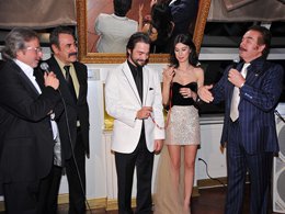 Ahmet Kural- Burcu Kıratlı? NİŞANLANDILAR?