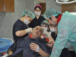 Mahmut Tuncer... SAÇ EKTİRDİ!