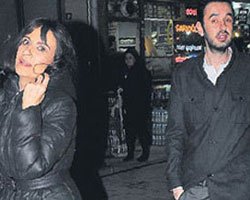 Ayşegül Aldinç... KAMERALARI GÖRÜNCE NEDEN KAÇTI?