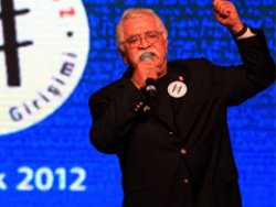 Levent Kırca...' VATAN HAİNİ' SÖZLERİNE MUHATAP OLANLAR DAVA AÇTI!