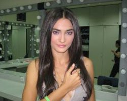 Saadet Işıl Aksoy... BABASI VEFAT ETİ!