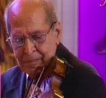 Sibel Can... ÇALINTI ŞARKI KEYFİNİ KAÇIRDI!