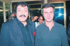 Müşlüm Gürses-Teoman... "PARAMPARÇA", DOSTLUKLARINI PARAMPARÇA ETTİ..