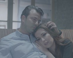 Yonca Lodi... SEVGİLİLERİ YÜZLEŞTİRİYOR!