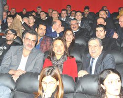 İçişleri Bakanı Muammer Güler... 'HÜKÜMET KADIN'I OYNAMAK İÇİN HÜKÜMET GİBİ KADINA İHTİYAÇ VARDI!