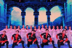 ÇİNLİLER YILAN YILINI ANADOLU ATEŞİ ILE KARŞILADI !