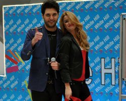 Özdeğer Erçin... 'CEKET' ŞOV!