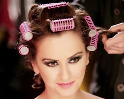 Şebnem Arcan... BİGÜDİLİ KADIN GELİYOR!