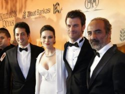 Kelebeğin Rüyası... HOLLYWOOD FİLMLERİ GALASINI ARATMADI!