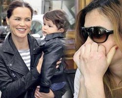 Ebru Şallı... DADIYA HAKARET DAVASINDA AKLANAMADI!