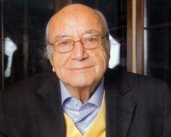 'Ustalara Saygı'nın konuğu Hıfzı Topuz ... 90 YAŞINDAKİ EDEBİYAT VE BASIN DUAYENİNE SAYGI!