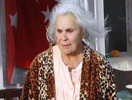 Nigar Uluerer... YENİDEN HASTANEYE KALDIRILDI; YOĞUN BAKIMDA, DURUMU AĞIR...