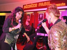 Ebru Sever... SANATÇILARIN DESTEĞİ DEVAM EDİYOR...