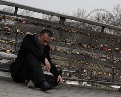 Haluk Özkan... FRANSIZ FOTOĞRAF SANATÇISIYLA PARİS SOKAKLARINDA!