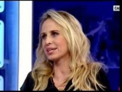 Milli Tenisçi İpek Şenoğlu... HÜLYA AVŞAR SORUSUNA SİNİRLENDİ!